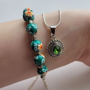 Necklace and bracelet set